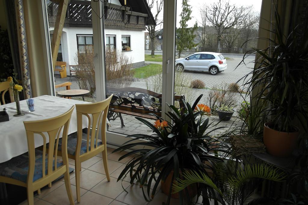 Hotel Pit Lane "Home Of Motorsport" Nurburg Exterior photo